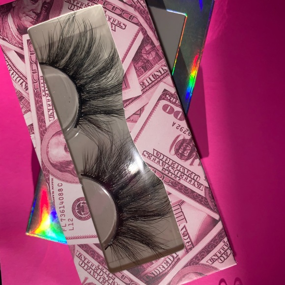 3DMINK lashes - Picture 2 of 4